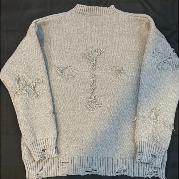 Cross embroidery Long sleeve - Picture 2 of 5